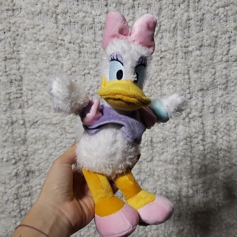 Authentic disney parks disneyland daisy duck stuffed animal